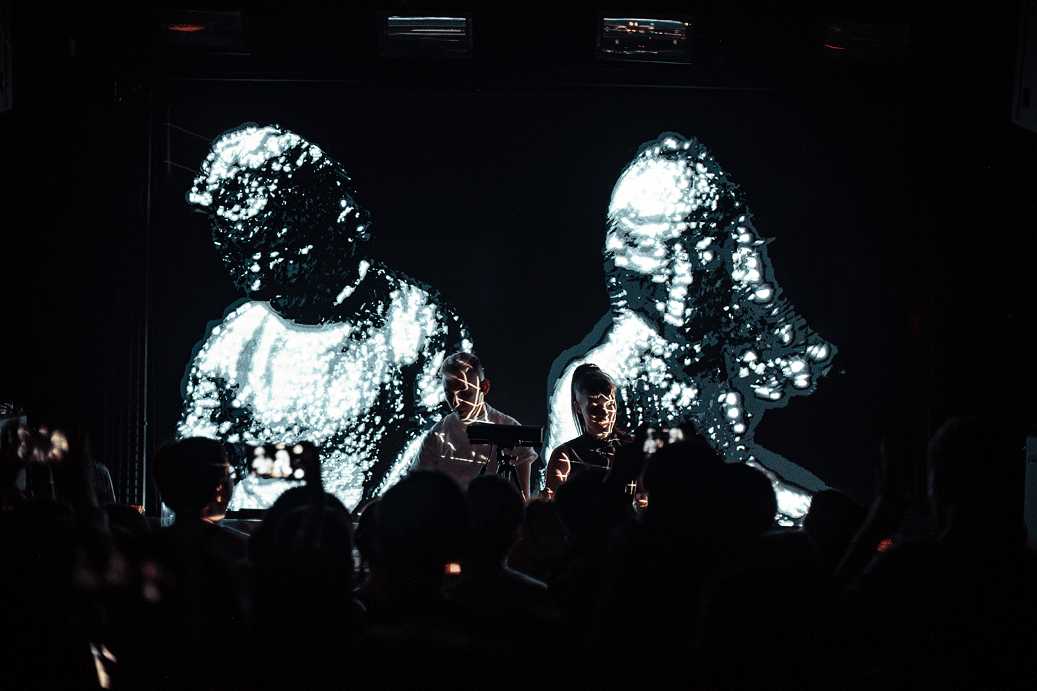 slider8-Sinjin _ Zora