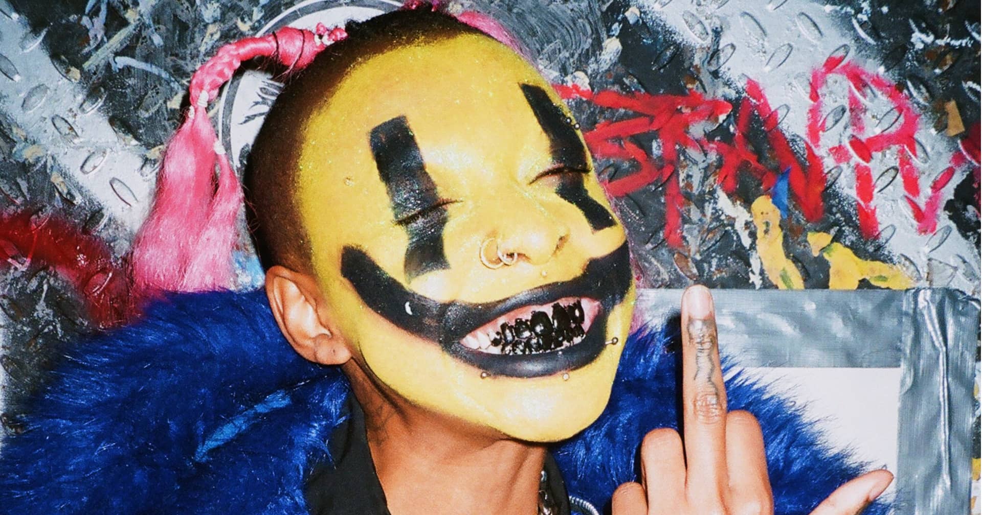 LustSickPuppy ©Johan Bonilla-header